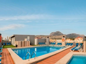 Imagen de Terraça com piscina